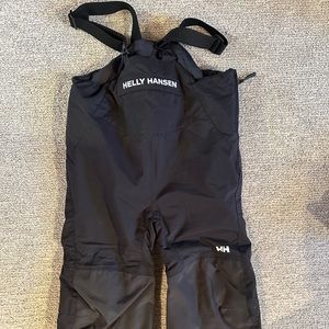 Helly Hansen size 3 bib snow pants like new condition